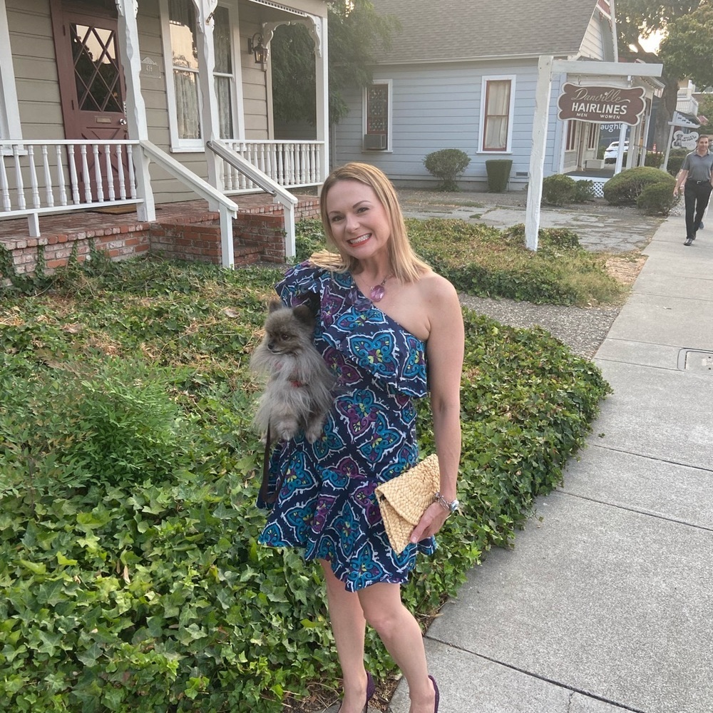 Meet your Posher, Monique